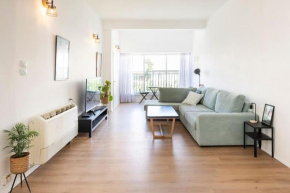 Specious apartment, fun, close to the beach!
